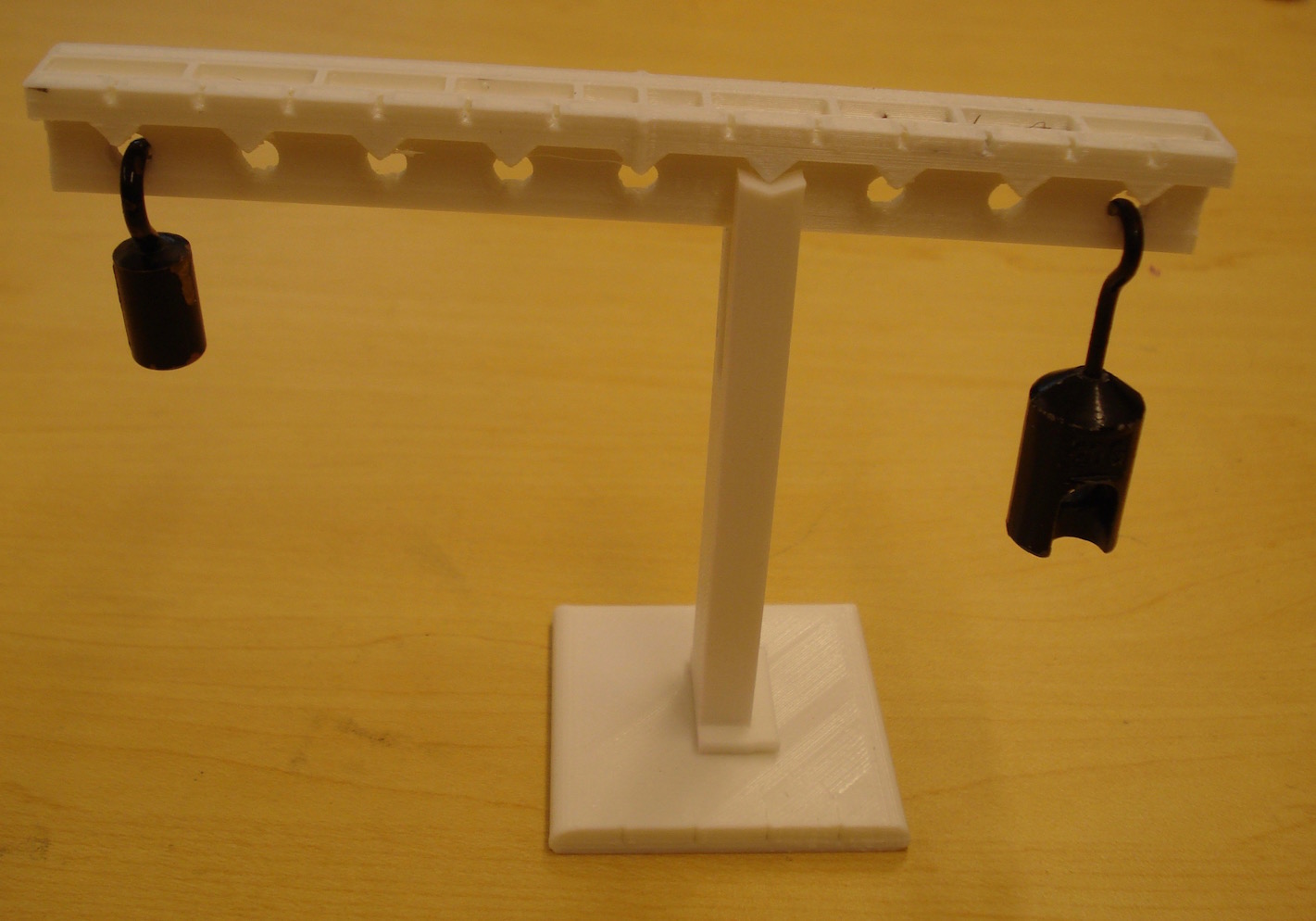Picture of balance beam lever.